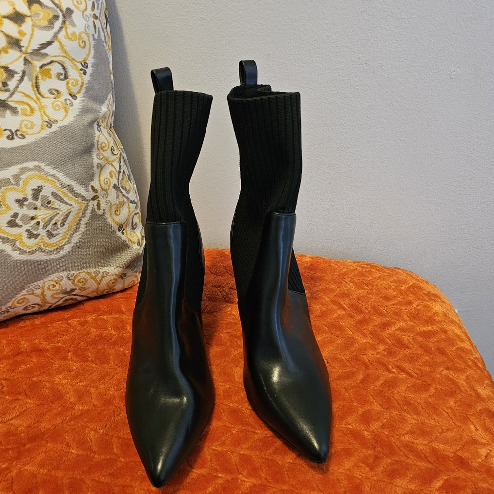 Pointed Toe High Heel Stiletto Sock Booties - black